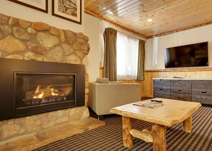 3 Peaks Resort & Beach Club